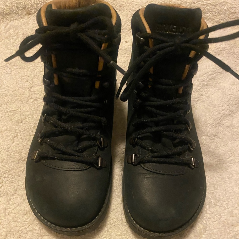 EUC Black Birkenstock Jackson Boots